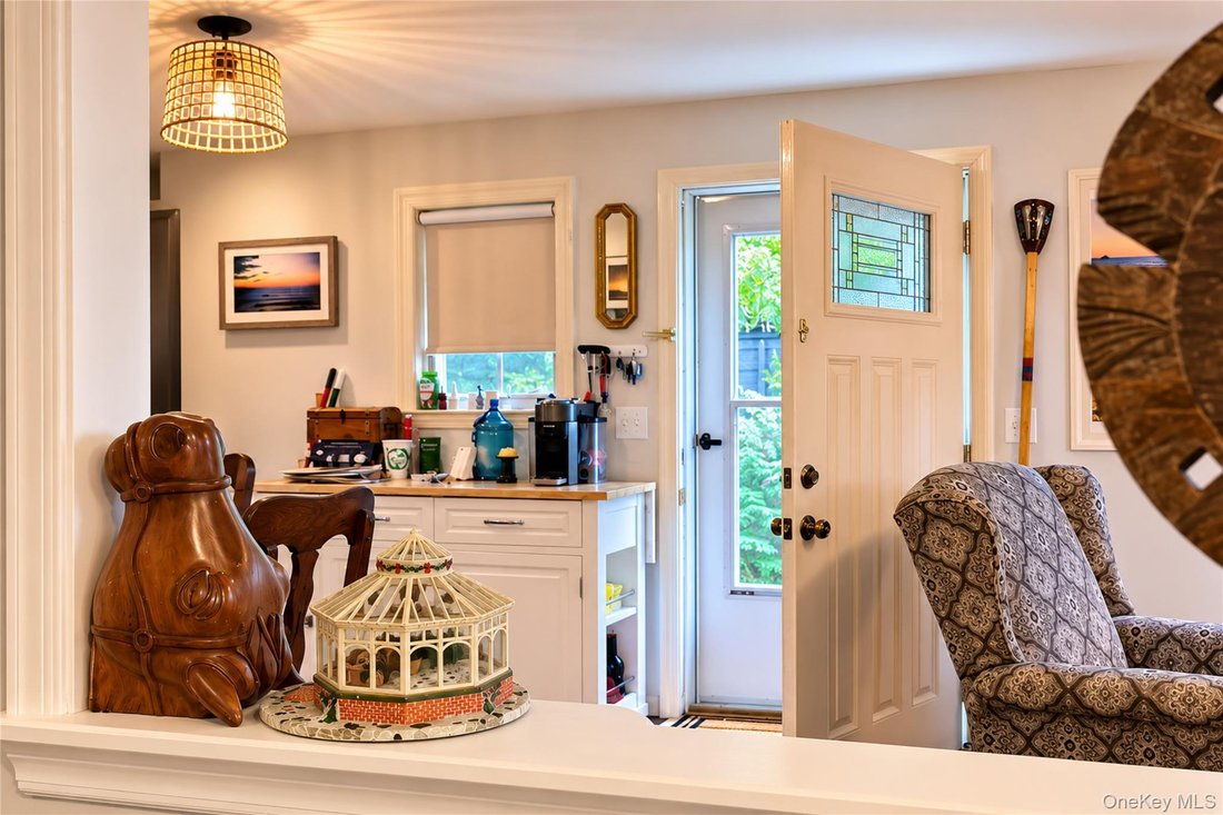 House in East Northport, New York, United States 4 - 18646816