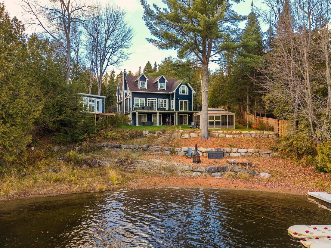 House in Saint-Adolphe-d'Howard, Quebec, Canada 5 - 18644305