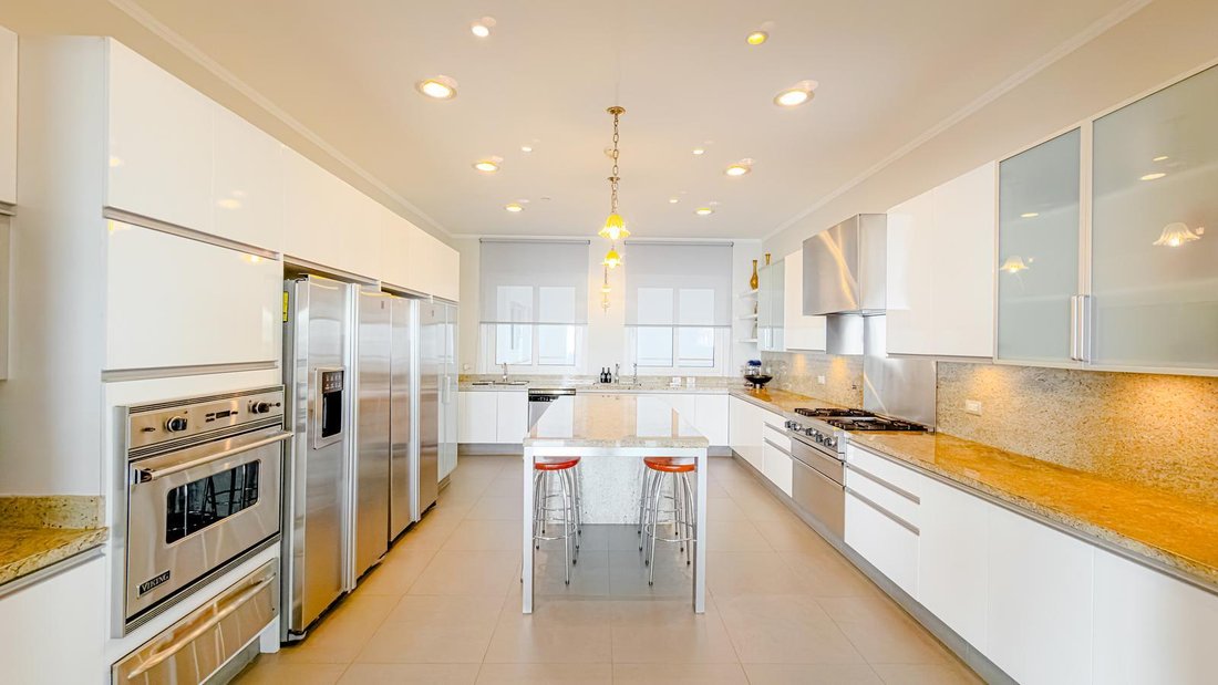 Apartment in Lima, Belarus 5 - 18647465