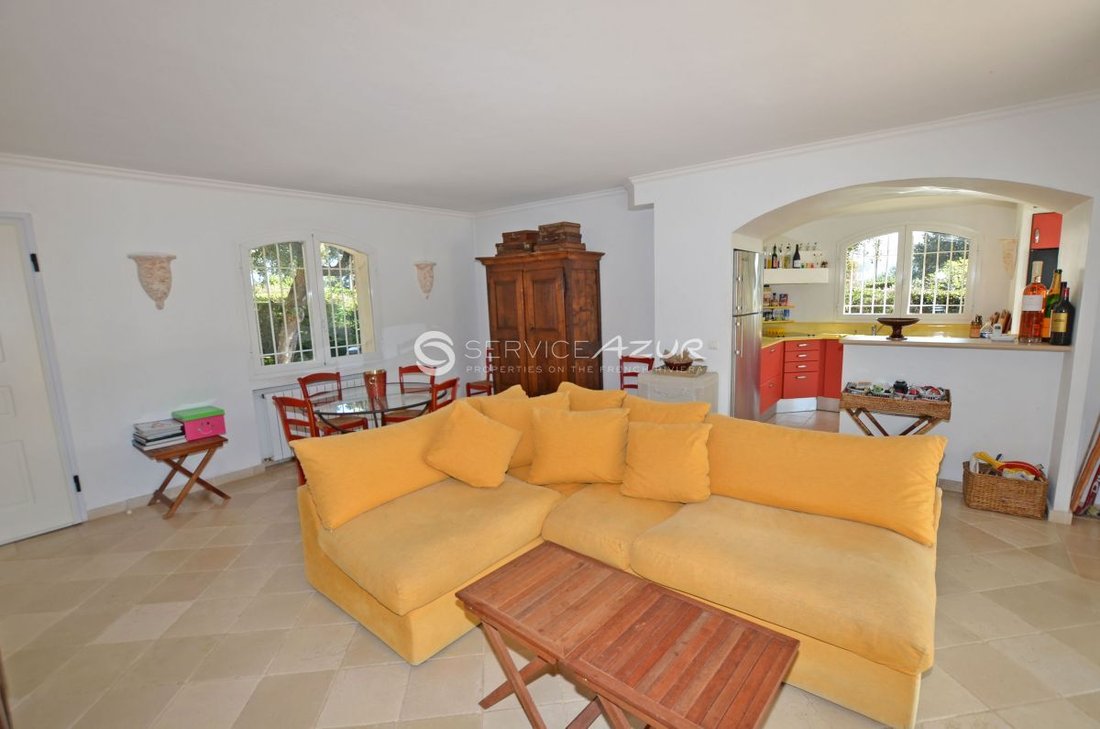 Villa in Vieille Ville, Antibes, France 3 - 18644497