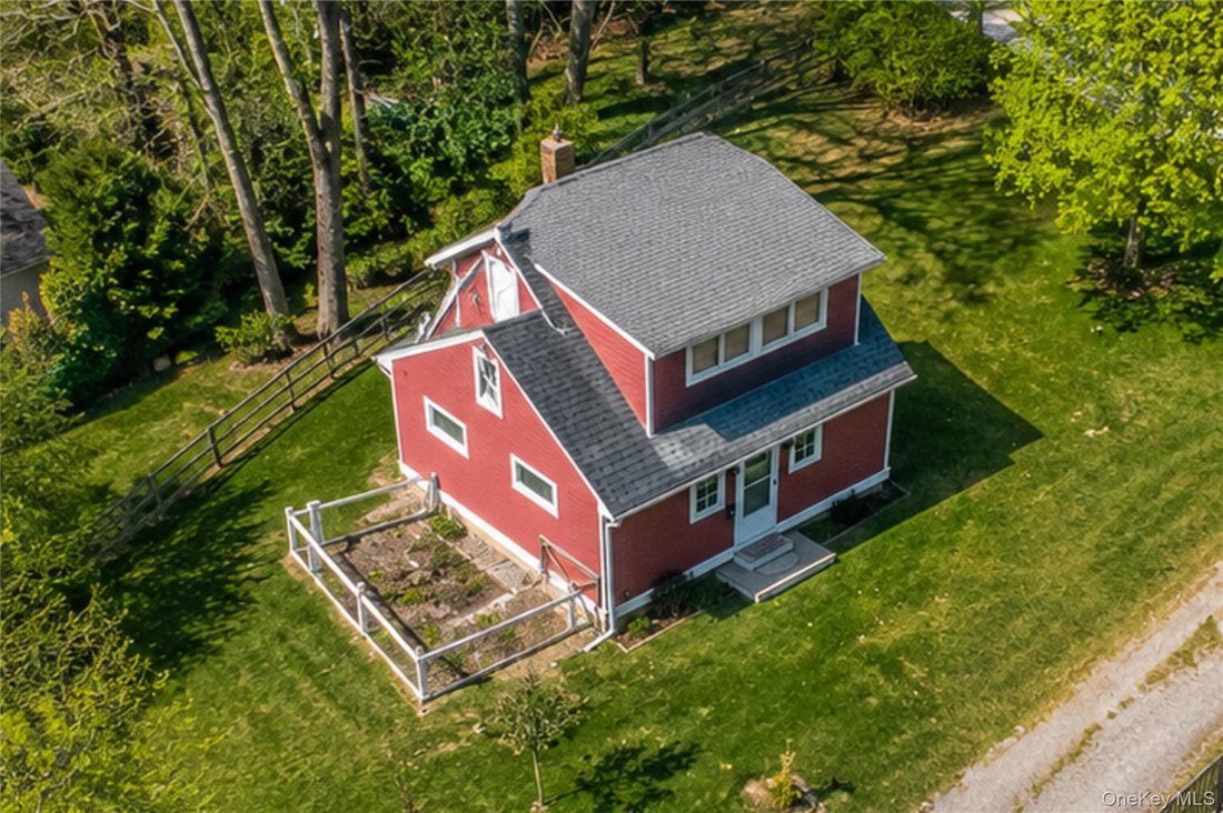 House in East Northport, New York, United States 2 - 18646816