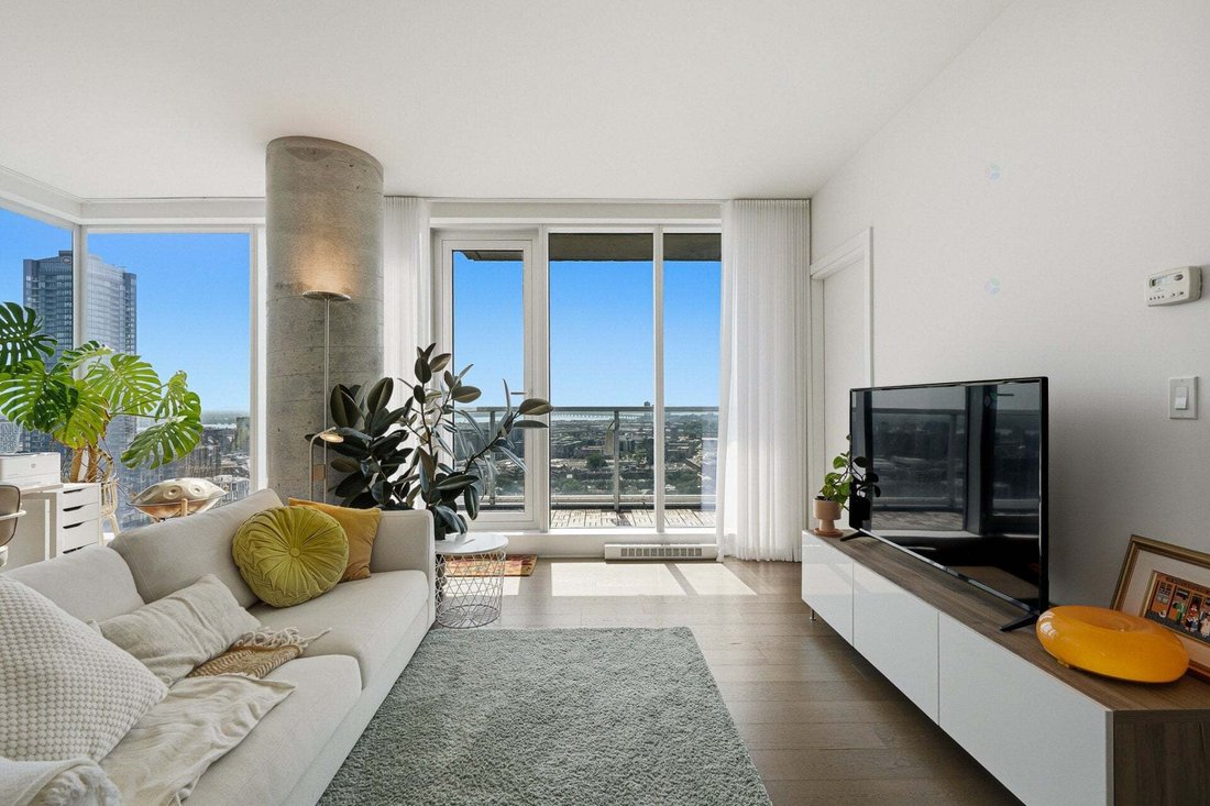 Condo in Montréal, Quebec, Canada 4 - 18644343