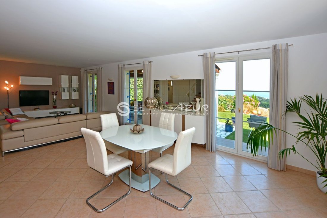 Villa in Village, Villeneuve-Loubet, France 5 - 18644877