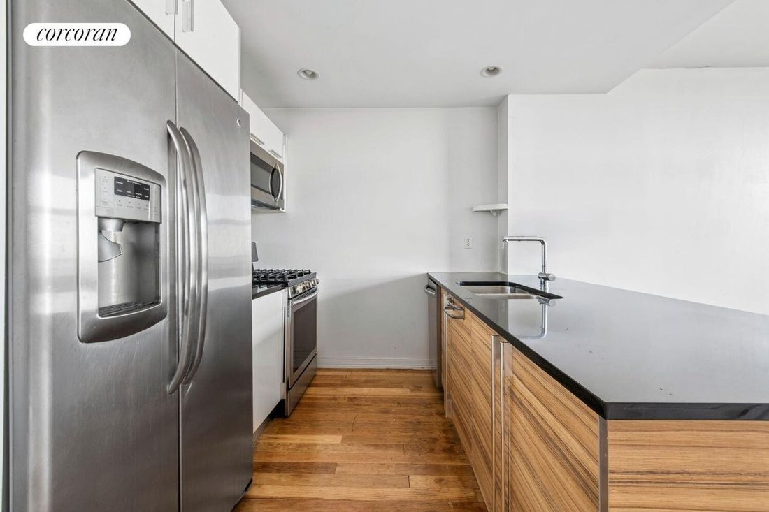 Condo in New York, New York, United States 2 - 18644550