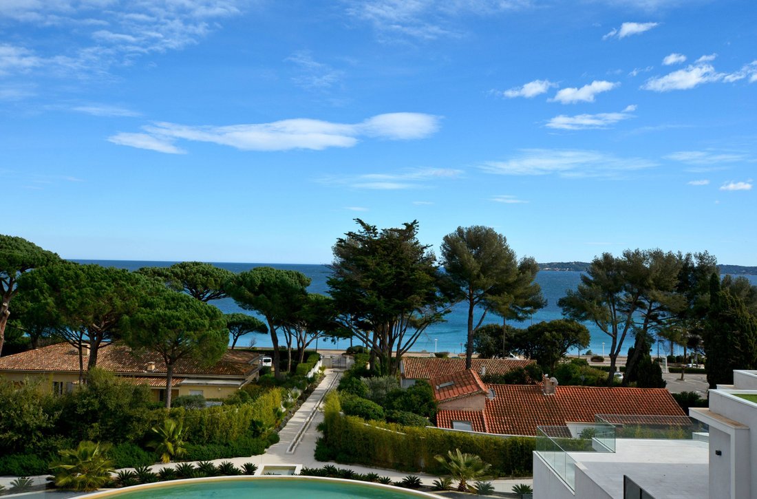 Apartment in Ville-Les Saquedes-Le Bouillonnet, Sainte-Maxime, France 1 - 18644848