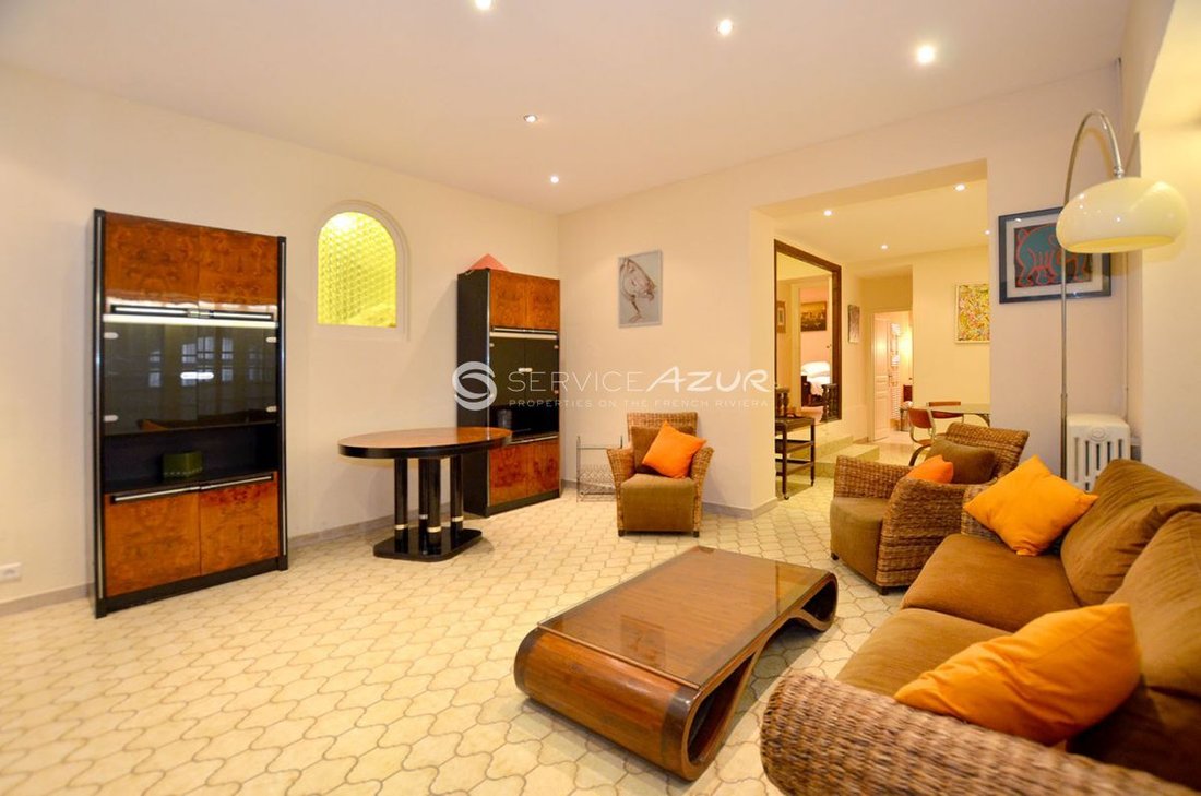 Villa in Vieille Ville, Antibes, France 4 - 18644469