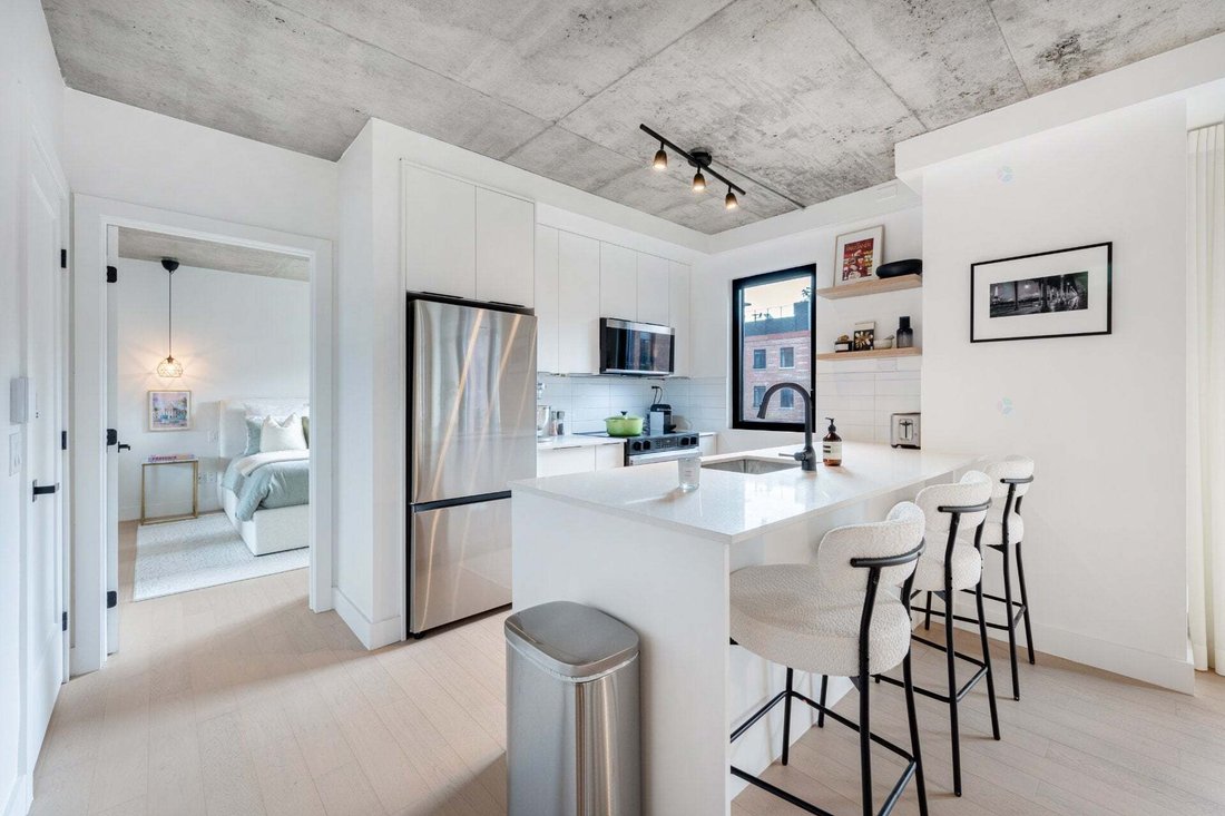 Condo in Montréal, Quebec, Canada 5 - 18644369