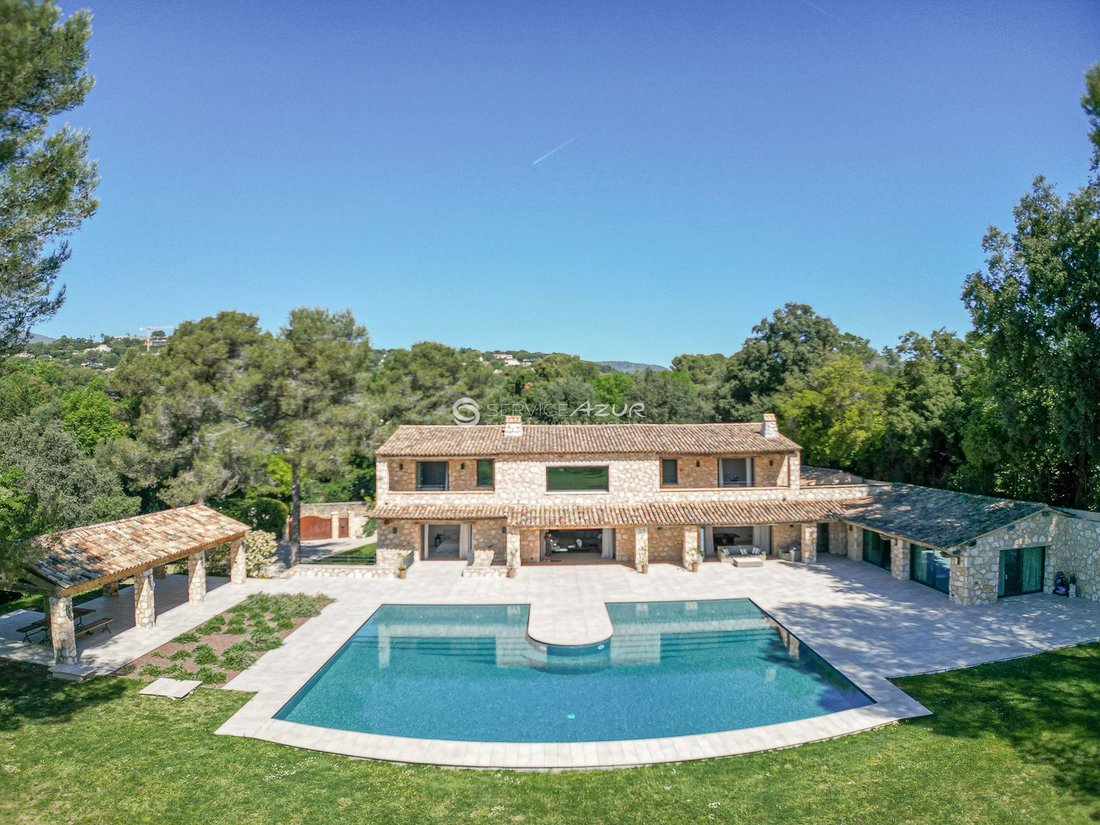 Villa in Saint-Paul-de-Vence, Provence-Alpes-Côte d'Azur, France 2 - 18645317