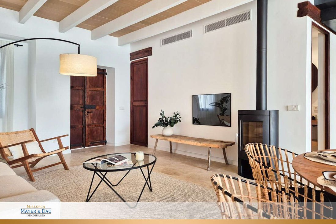 Townhouse in Maria de la Salut, Balearic Islands, Spain 2 - 18647442