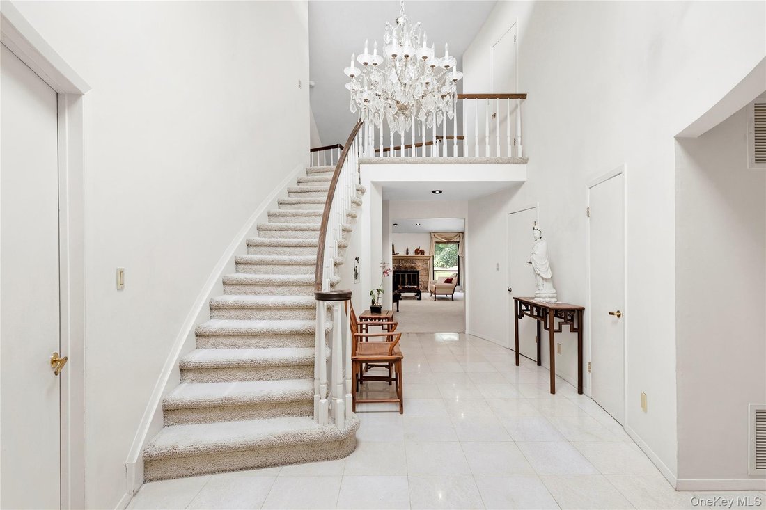 Condo in Manhasset, New York, United States 2 - 18646772