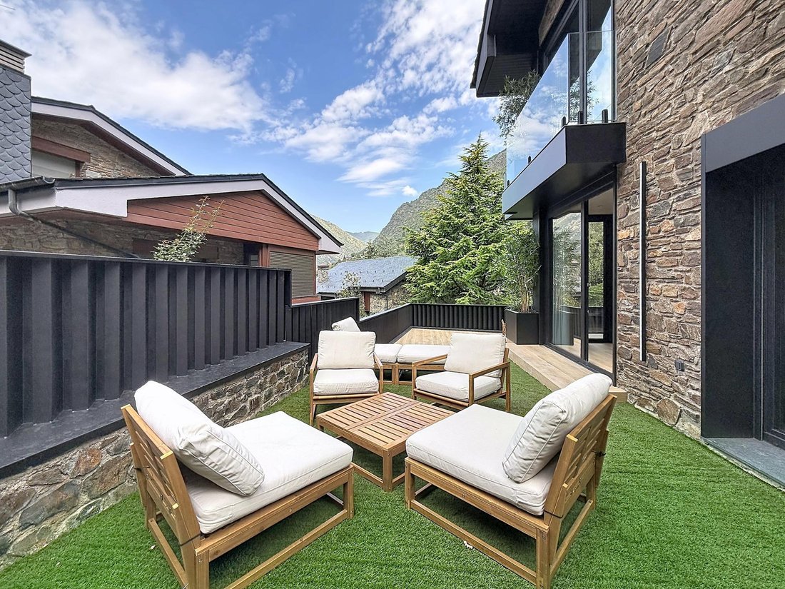 Villa in Escaldes-Engordany, Escaldes-Engordany, Andorra 3 - 18598027