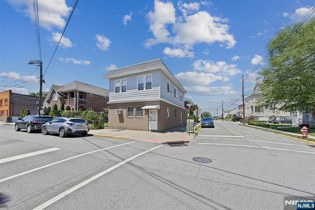 Apartment in North Arlington, New Jersey, United States 5 - 18644656