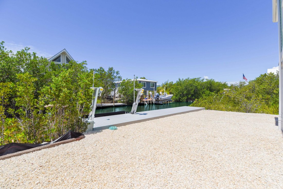 House in Big Pine Key, Florida, United States 5 - 18645886