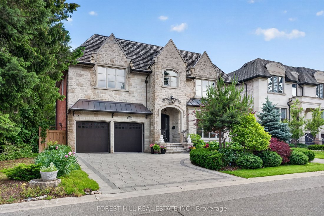House in Toronto, Ontario, Canada 3 - 18642303