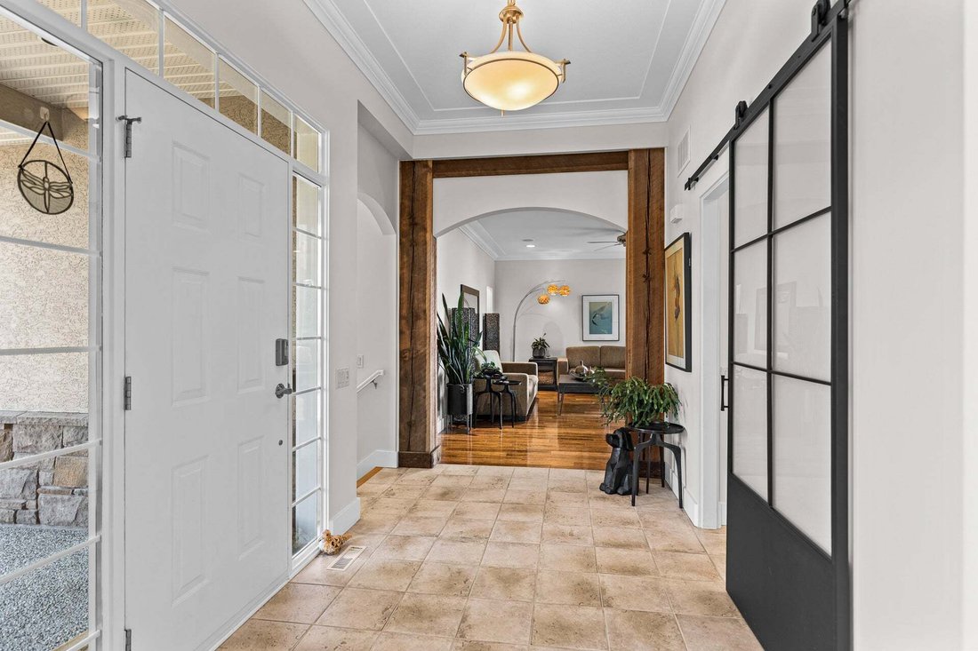 House in West Kelowna, British Columbia, Canada 4 - 18642736