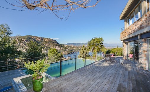 Villa in Théoule-sur-Mer, Provence-Alpes-Côte d'Azur, France 1