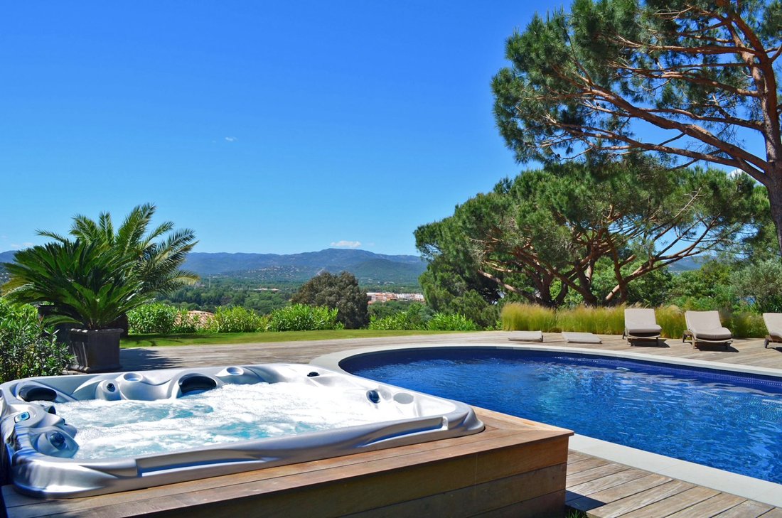 Villa in Zone Ouest Urbaine, Saint-Tropez, France 1 - 18645008