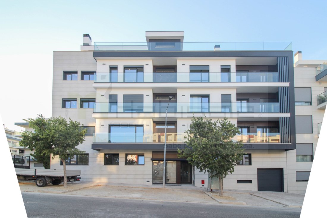 Apartment in Charneca de Caparica e Sobreda, Setubal, Portugal 5 - 18647652