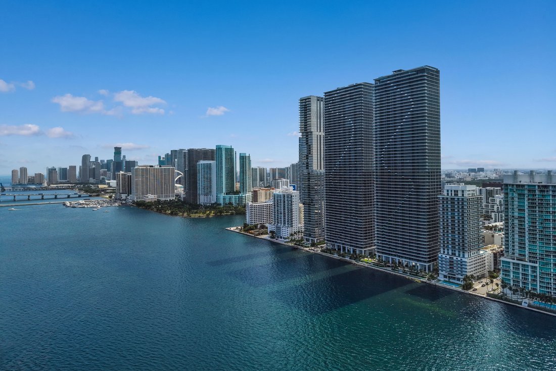 Condo in Miami, Florida, United States 4 - 18648497