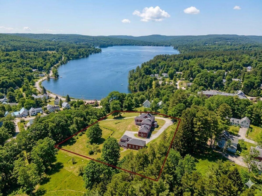House in Wilton, Maine, United States 2 - 17417753