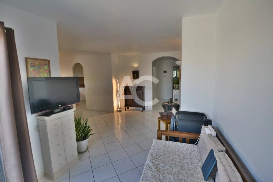Apartment in Les Bastides, Antibes, France 5 - 18026346