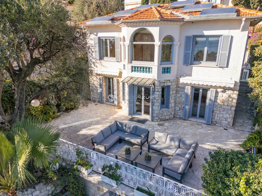 Villa in Èze, Provence-Alpes-Côte d'Azur, France 3 - 18645157