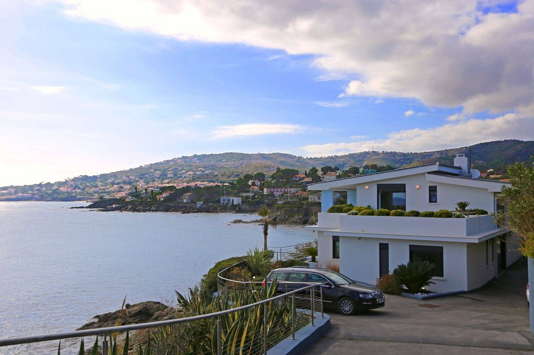 Villa in Frejus, Provence-Alpes-Côte d'Azur, France 1 - 18644898