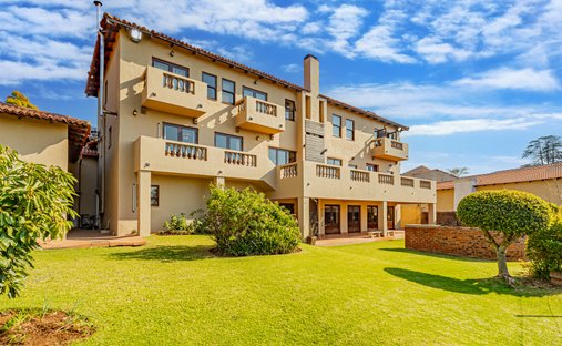 House in Monument Park, Gauteng, South Africa 1