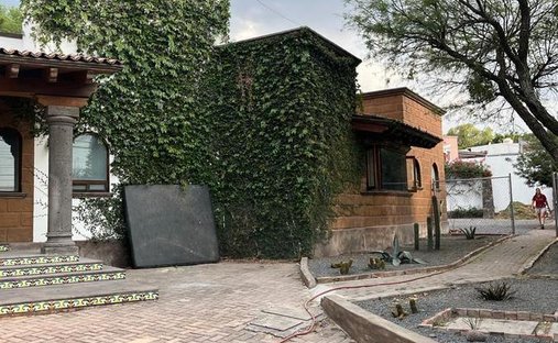 House in Corregidora Municipality, Querétaro, Mexico 1