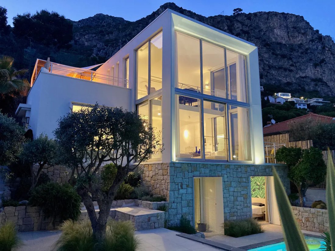 Villa in Èze, Provence-Alpes-Côte d'Azur, France 1 - 18644426