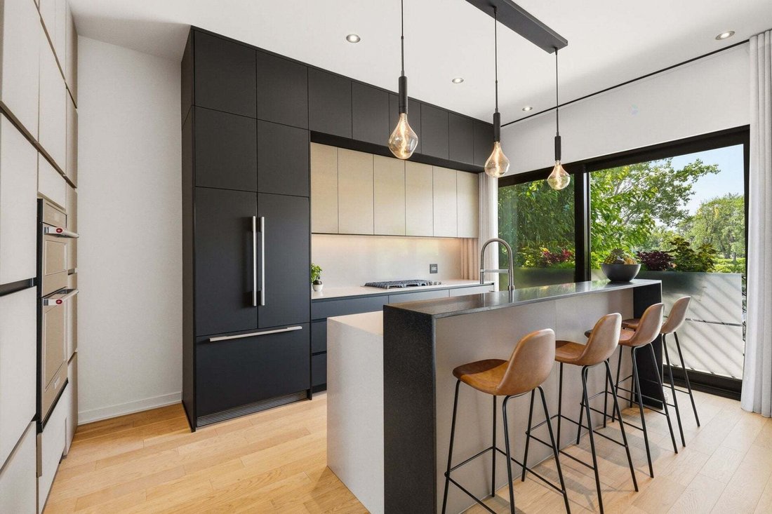 Condo in Montréal, Quebec, Canada 4 - 18644289