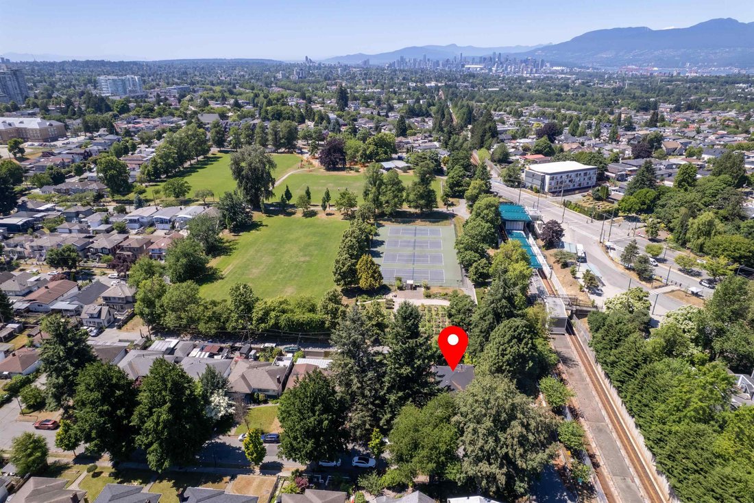 House in Vancouver, British Columbia, Canada 1 - 18643059