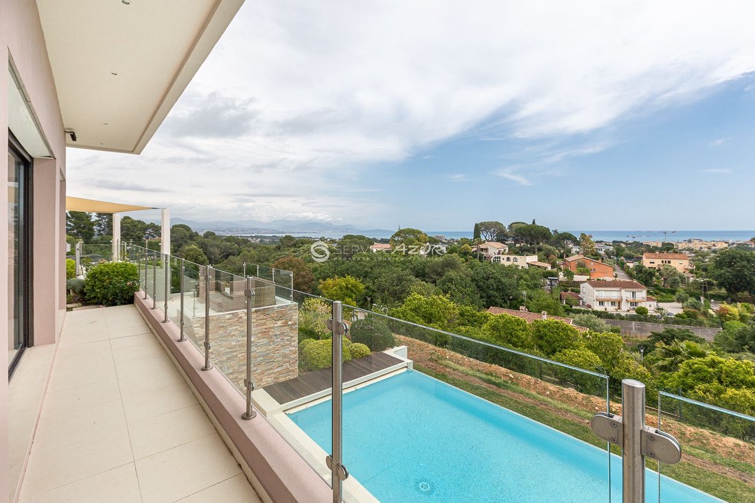 Villa in Vieille Ville, Antibes, France 5 - 18645168