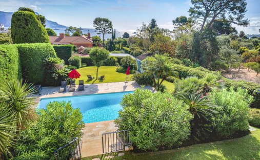 Villa in Saint-Jean-Cap-Ferrat, Provence-Alpes-Côte d'Azur, France 1