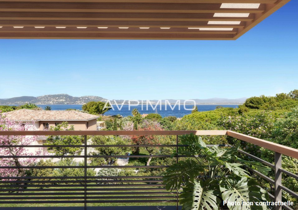 Land in Hyeres, Provence-Alpes-Côte d'Azur, France 2 - 18647327