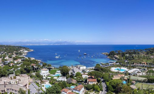 Apartment in Vieille Ville, Antibes, France 1