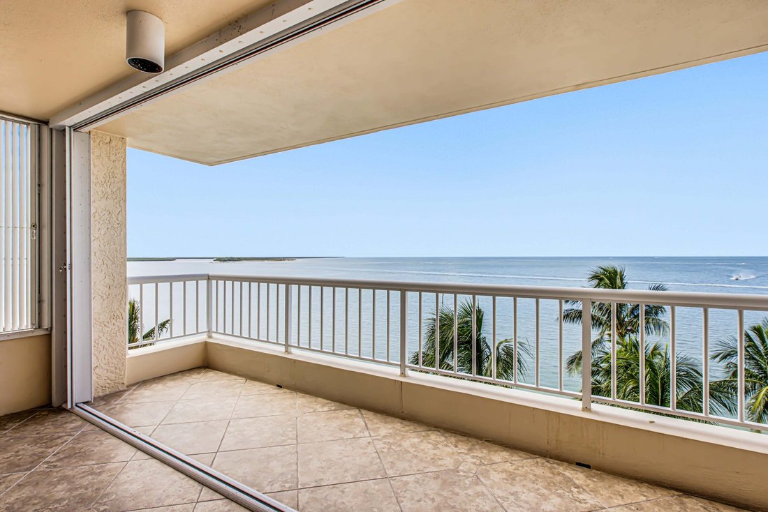 Condo in Marco Island, Florida, United States 5 - 18642769