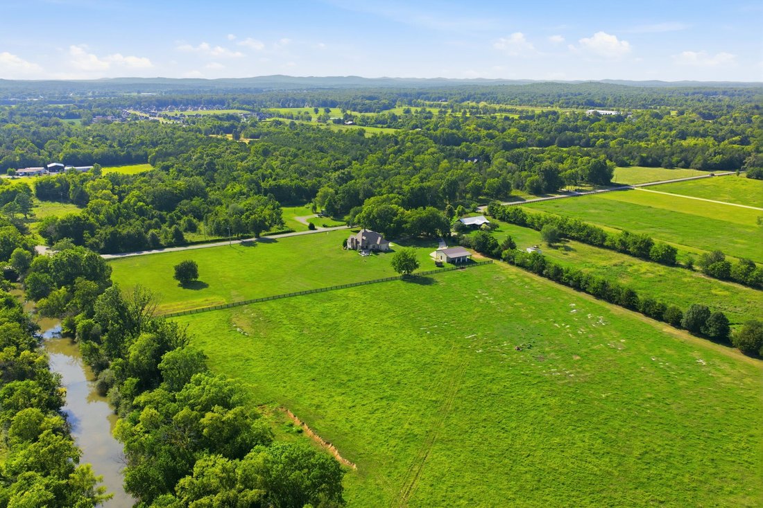Farm Ranch in Murfreesboro, Tennessee, United States 1 - 18642230
