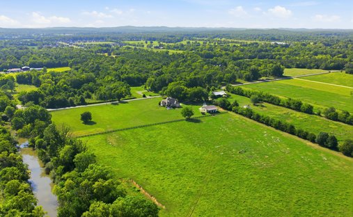 Farm Ranch in Murfreesboro, Tennessee, United States 1