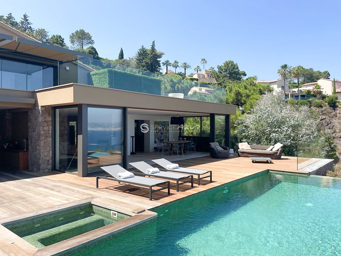 Villa in Théoule-sur-Mer, Provence-Alpes-Côte d'Azur, France 5 - 18644577
