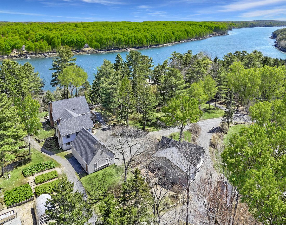 Wiscasset, Maine, United States 1 - 18642599