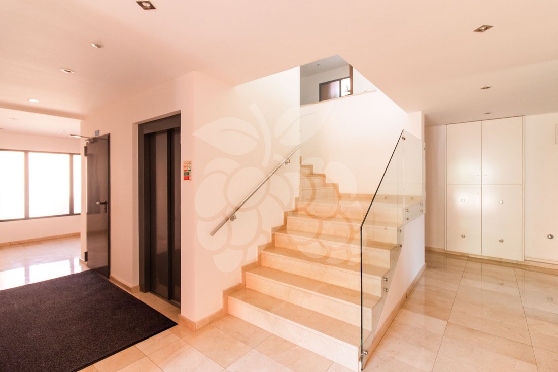 Apartment in Cascais e Estoril, Lisbon, Portugal 2 - 18647519