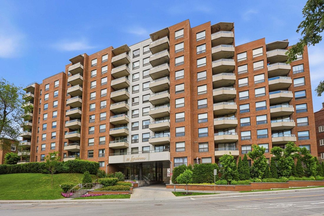 Condo in Westmount, Quebec, Canada 2 - 18644062