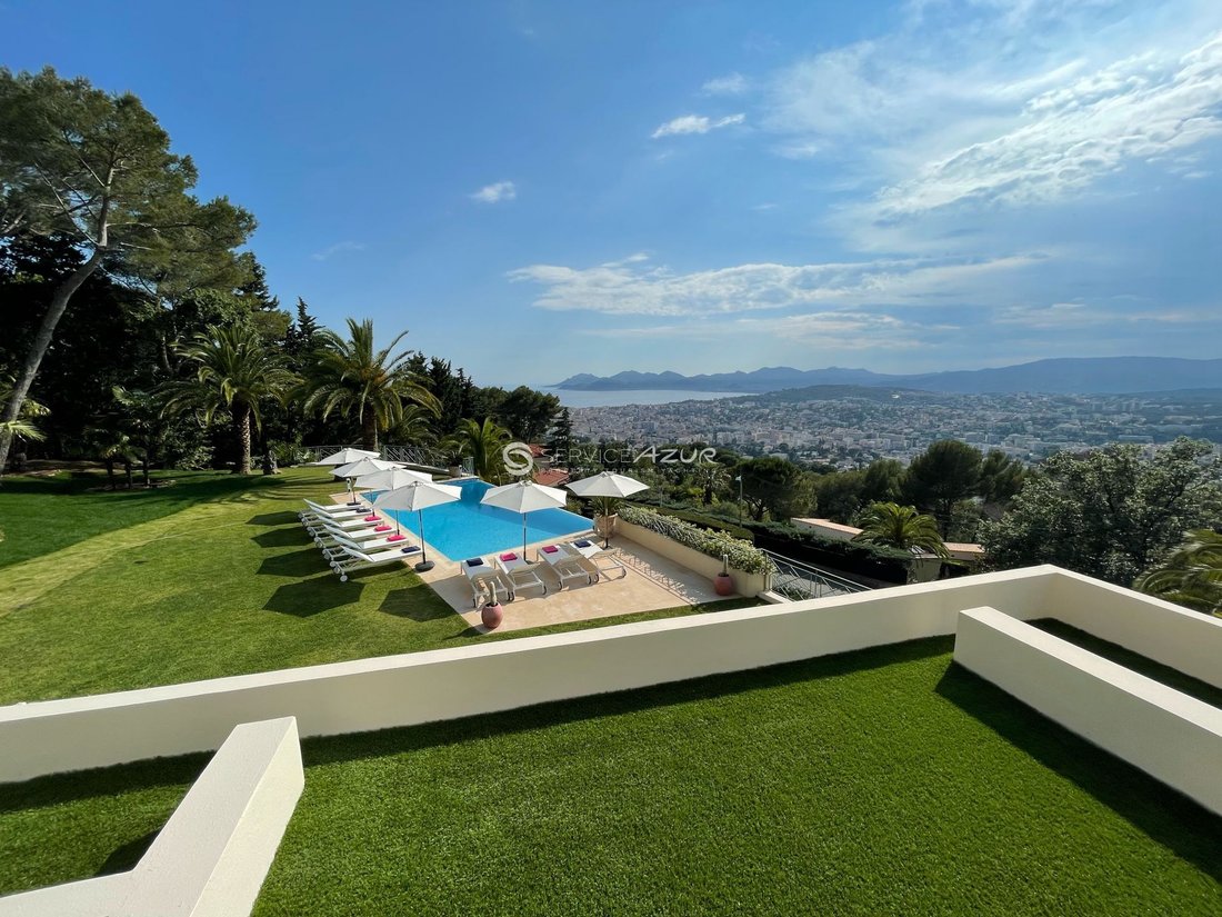 Villa in Cannes, Provence-Alpes-Côte d'Azur, France 3 - 18644605