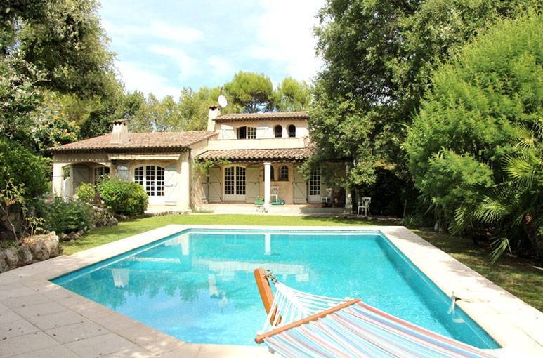 Villa in Mougins, Provence-Alpes-Côte d'Azur, France 1 - 18644355