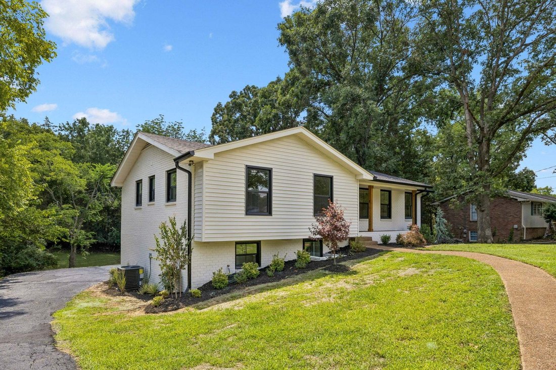 House in Hendersonville, Tennessee, United States 4 - 18646422