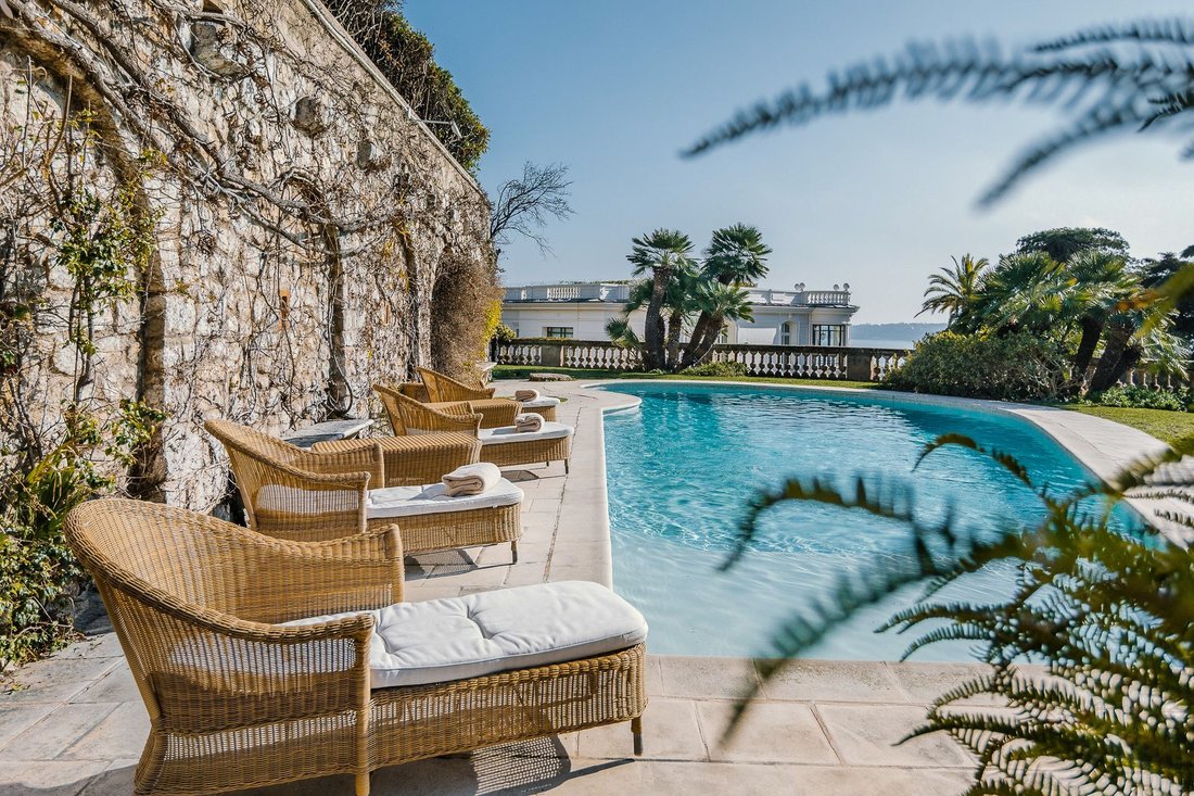 Villa in Cannes, Provence-Alpes-Côte d'Azur, France 1 - 18645138