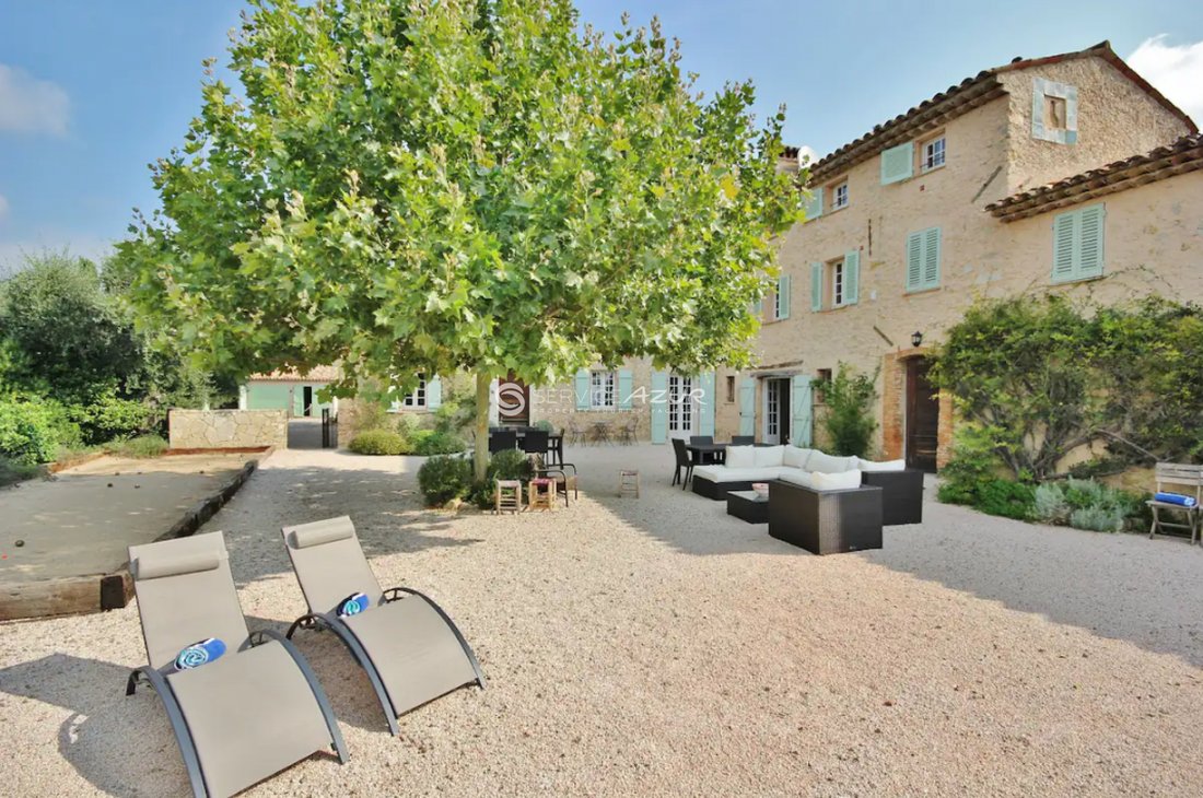 Villa in Grasse, Provence-Alpes-Côte d'Azur, France 3 - 18645148
