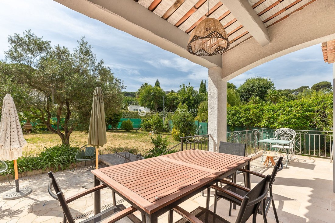 Villa in Vieille Ville, Antibes, France 4 - 18645181