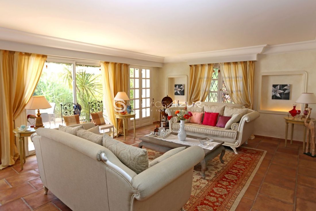 Villa in Cannes, Provence-Alpes-Côte d'Azur, France 3 - 18644885